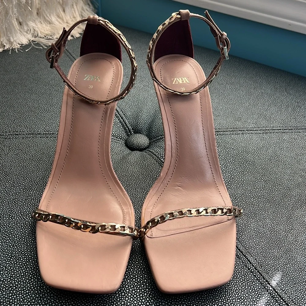 Zara Chain-Strap Heeled Sandals - Picture 3 of 7